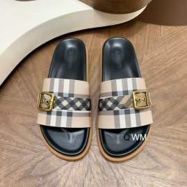 Picture of Burberry Slippers _SKUBurberryssz38-45WM03013327